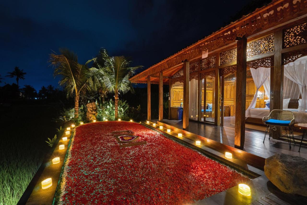 Airsania Ubud Antique Villas Esterno foto